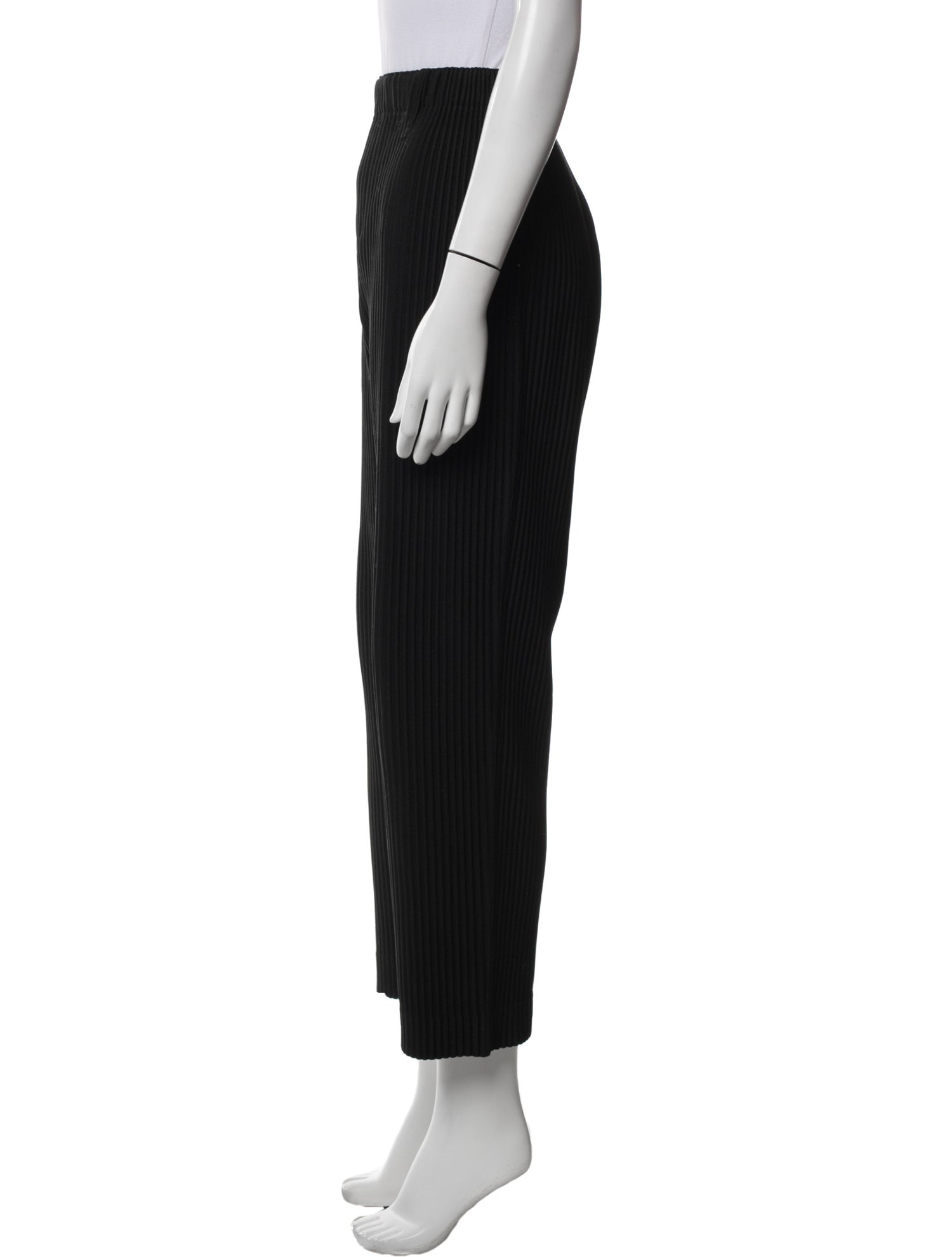 HOMME PLISSÉ ISSEY MIYAKE Pants