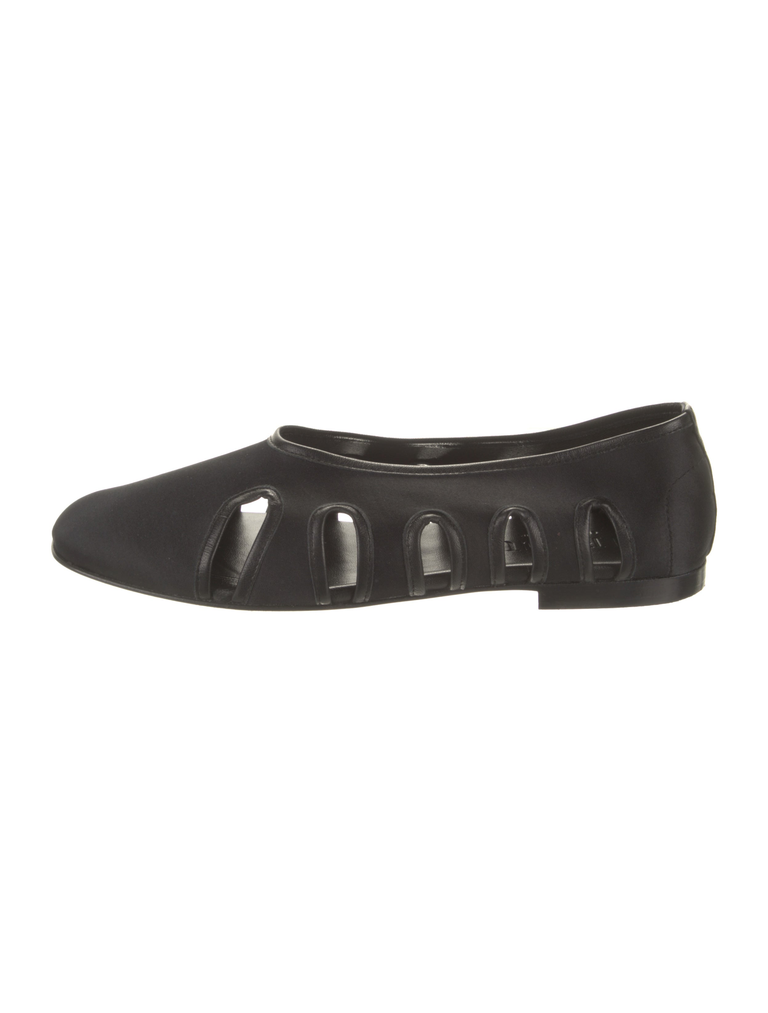 Hereu Satin Cutout Accent Ballet Flats Black Flats, Shoes