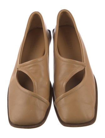 Hereu Leather Flats