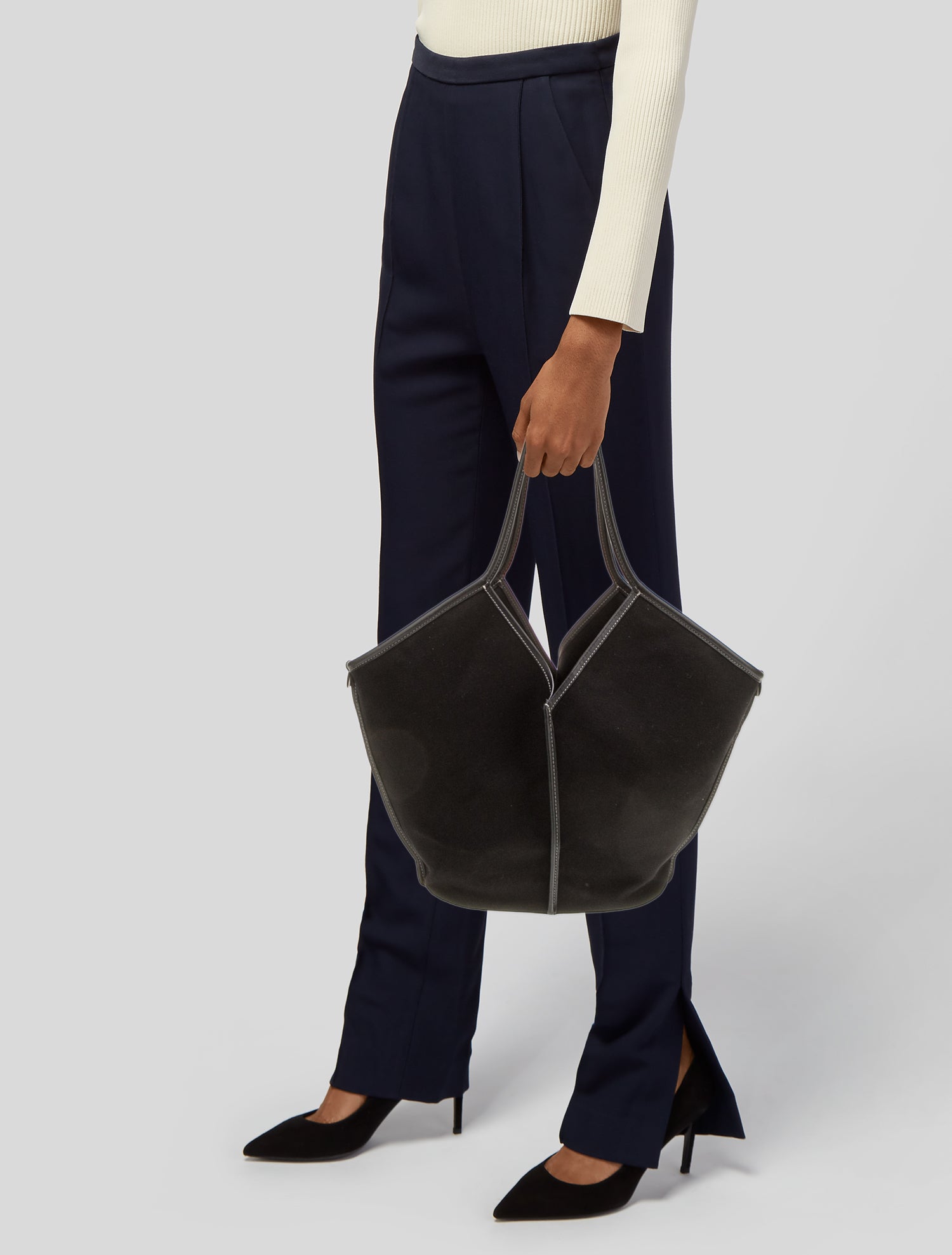 Hereu Canvas Bucket Bag