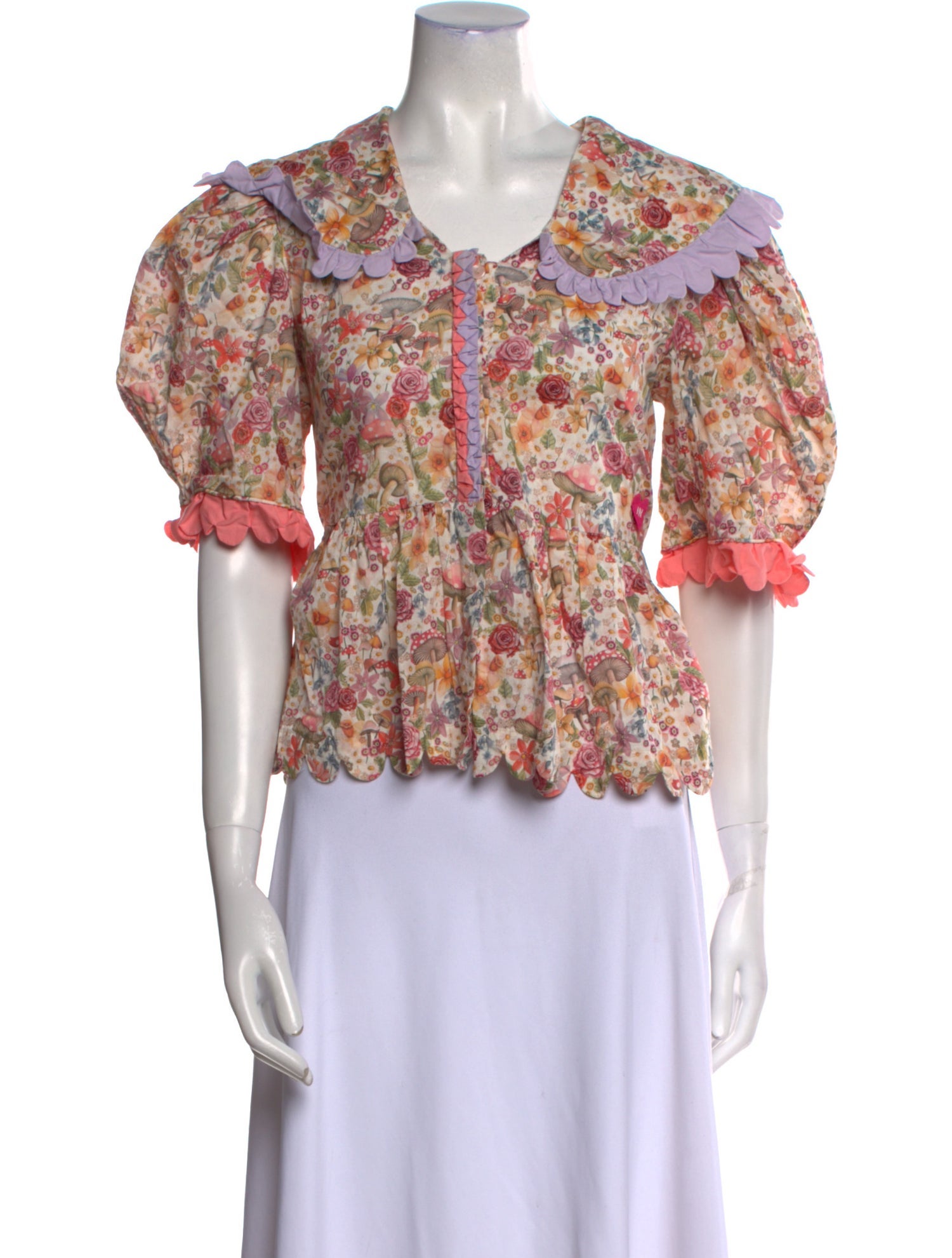 Horror Vacui Floral Print Scoop Neck Crop Top