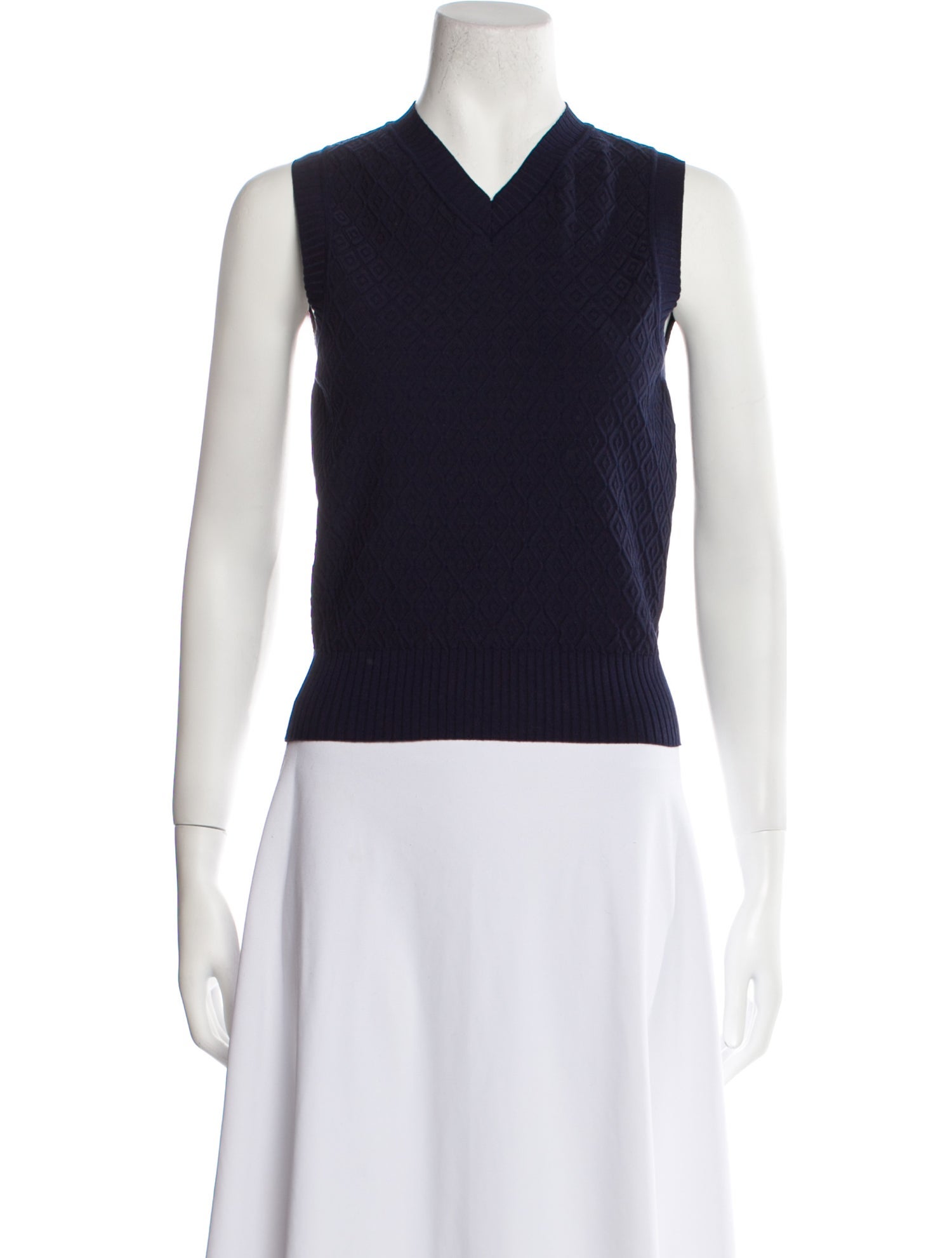 High Sport V-Neck Sleeveless Top