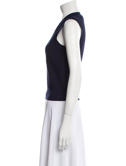 High Sport V-Neck Sleeveless Top