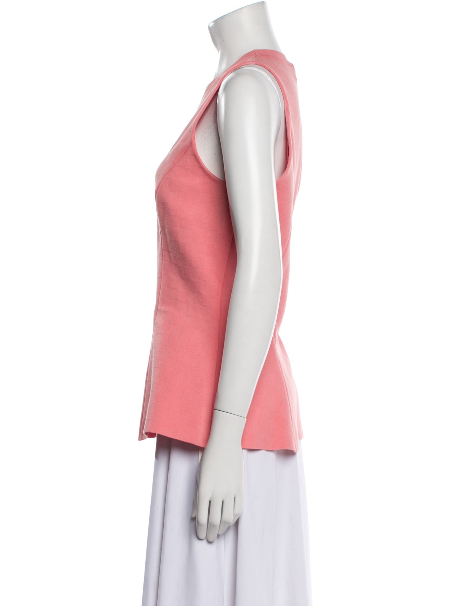 High Sport Crew Neck Sleeveless Top
