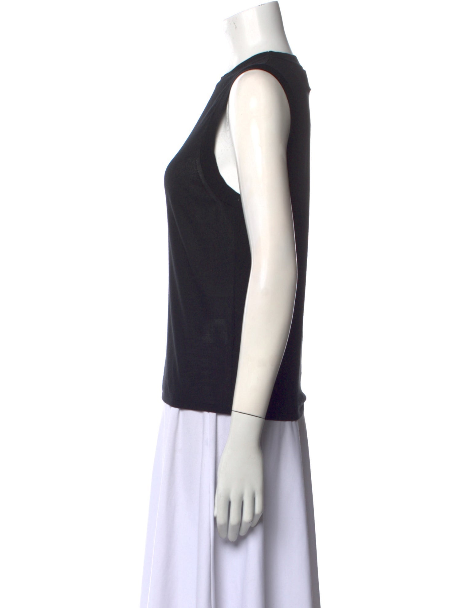 High Sport Crew Neck Sleeveless Top