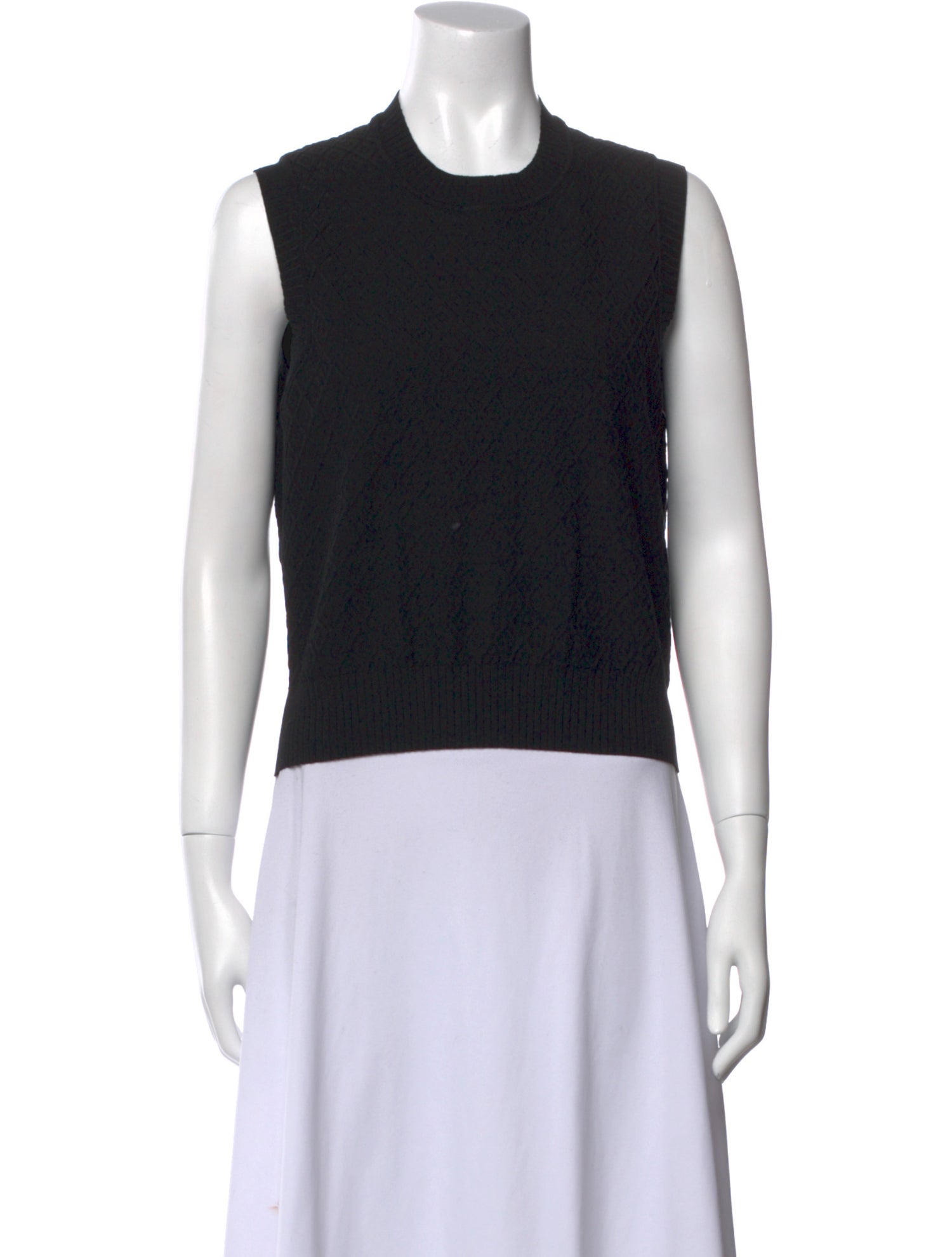 High Sport Crew Neck Sleeveless Top