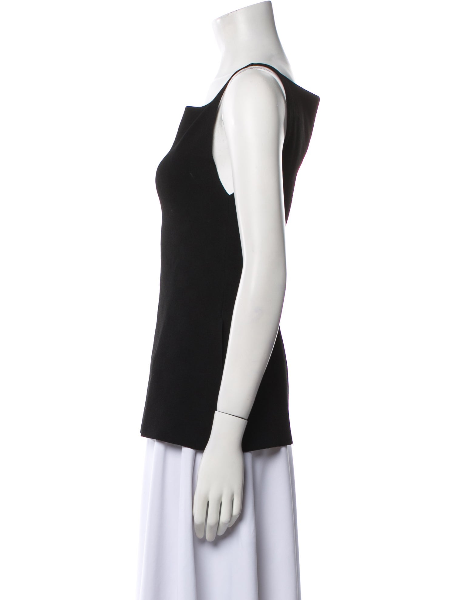 High Sport Square Neckline Sleeveless Top