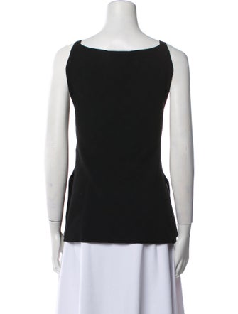 High Sport Square Neckline Sleeveless Top