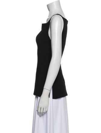 High Sport Square Neckline Sleeveless Top