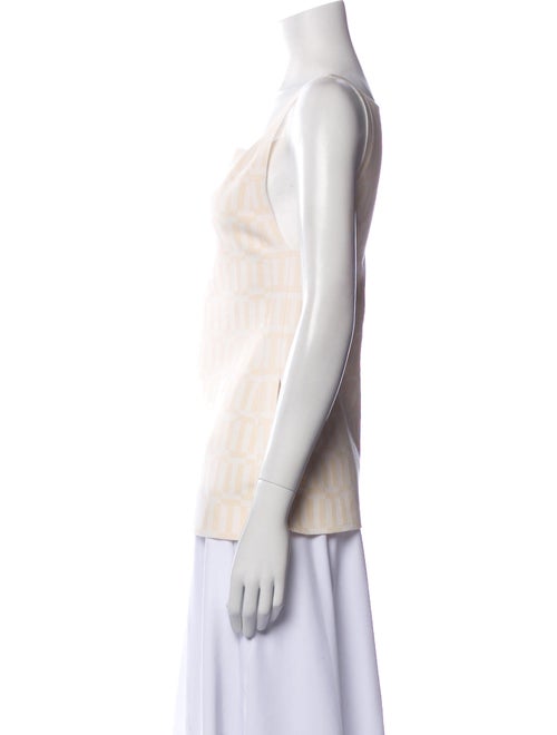 High Sport Square Neckline Sleeveless Top
