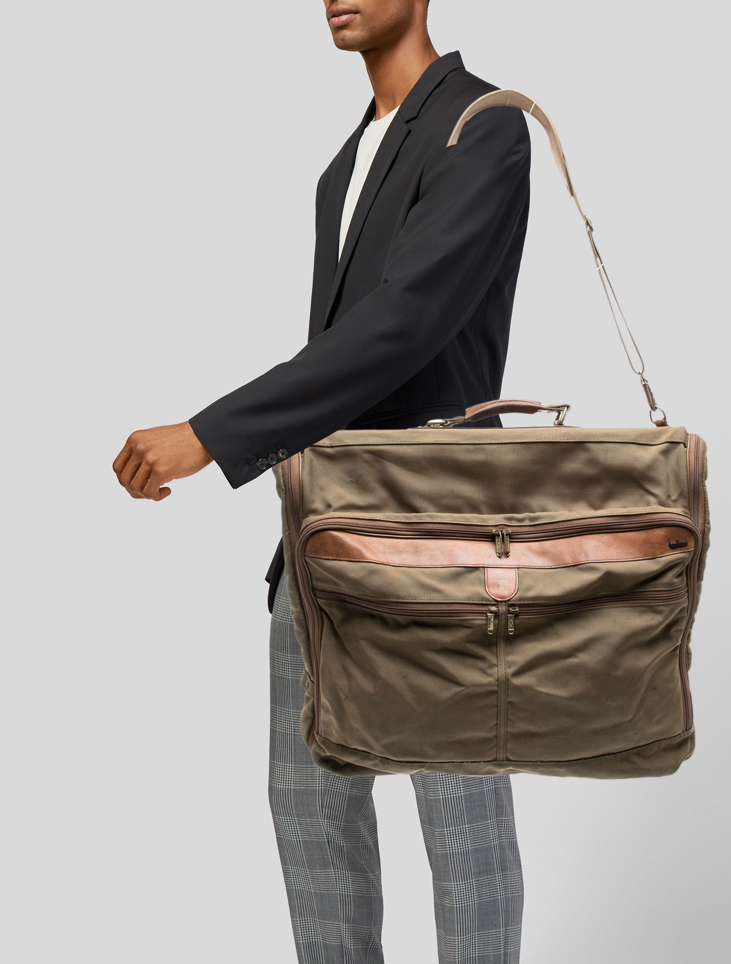 Hartmann Nylon Garment Bag