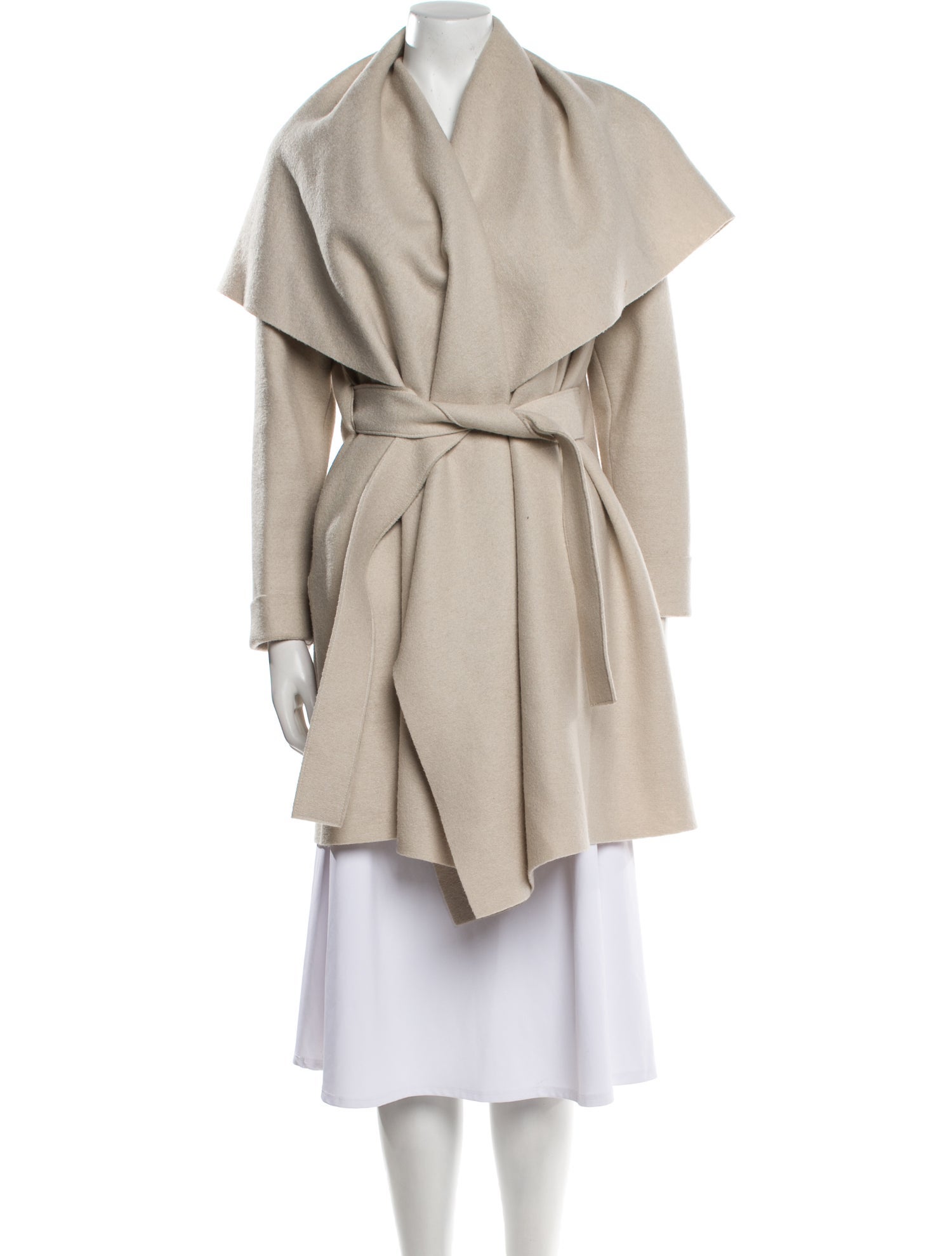 Harris Wharf London Virgin Wool Coat