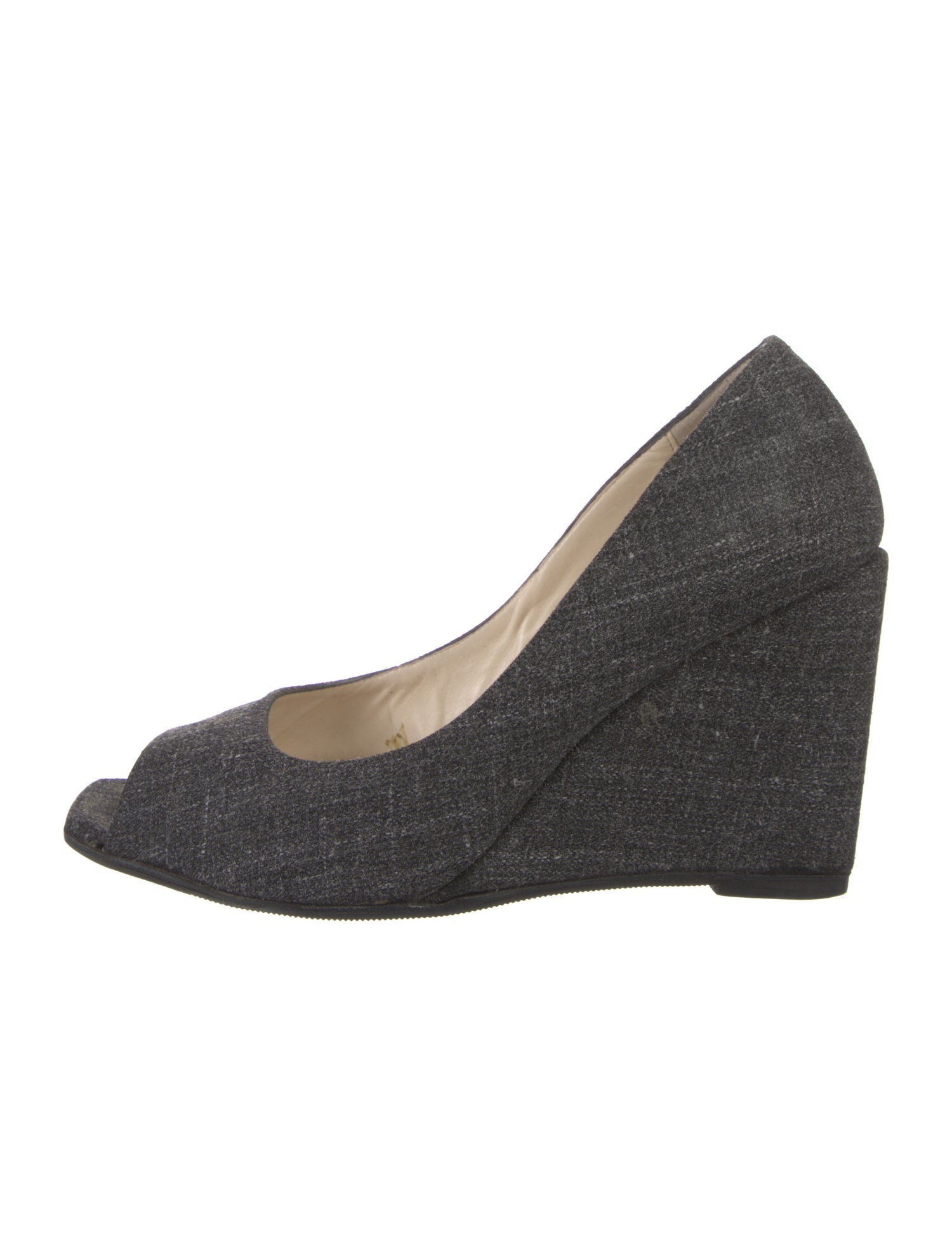 CHUCKiES New York Pumps