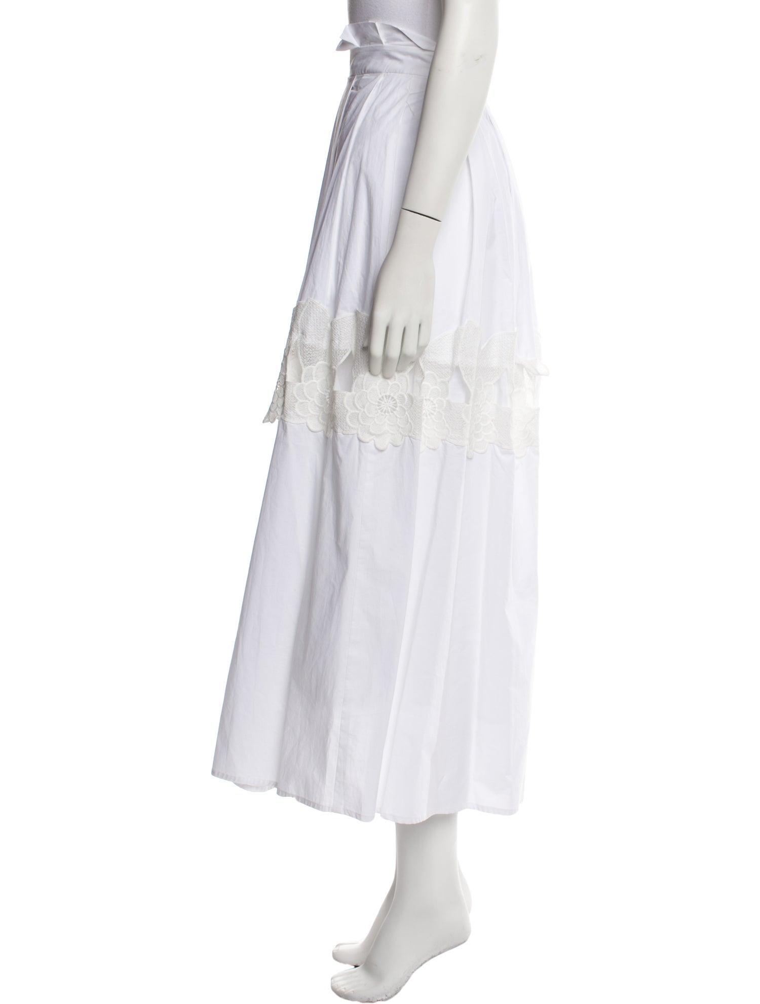 Isabelle Blanche Embroidered Accent Midi Length Skirt