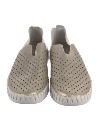 Ilse Jacobsen Leather Lasercut Accents Sneakers
