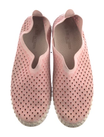 Ilse Jacobsen Suede Lasercut Accents Flats