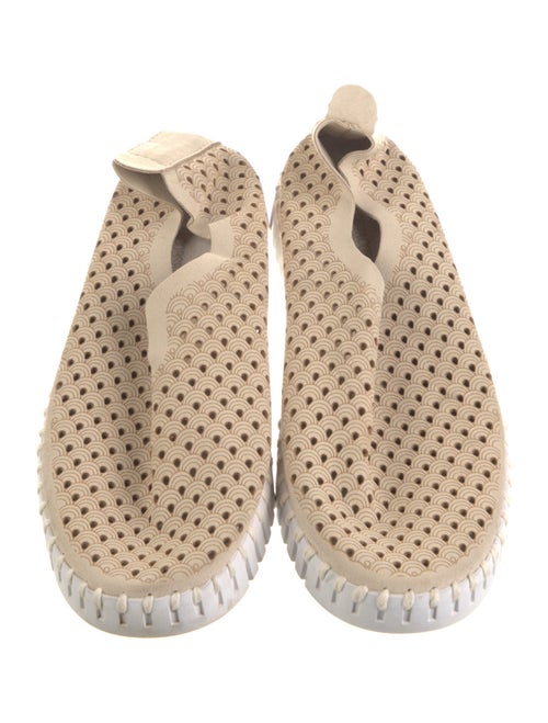 Ilse Jacobsen Vegetarian Suede Lasercut Accents Oxfords