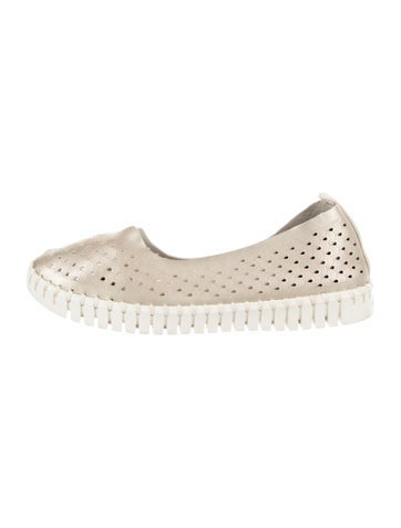Pre-owned Ilse Jacobsen Leather Lasercut Accents Flats In Silver