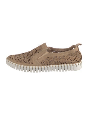 Pre-owned Ilse Jacobsen Suede Lasercut Accents Sneakers In Brown