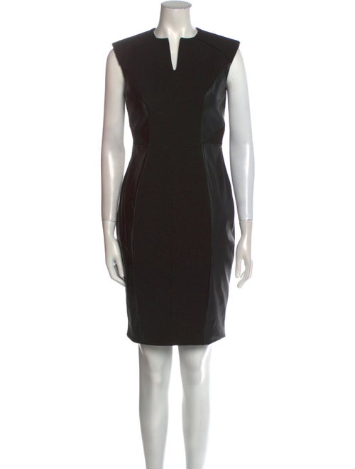 G.I.L.I. V-Neck Knee-Length Dress