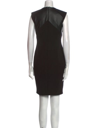 G.I.L.I. V-Neck Knee-Length Dress