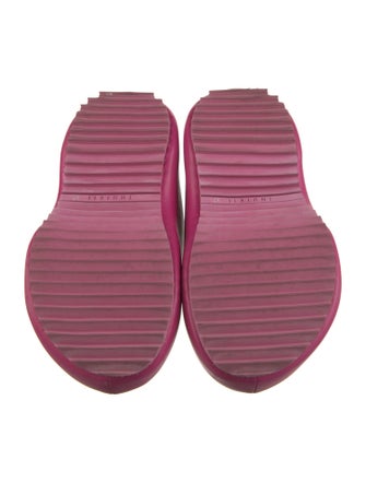 Inuikii Leather Slides