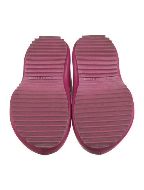 Inuikii Leather Slides