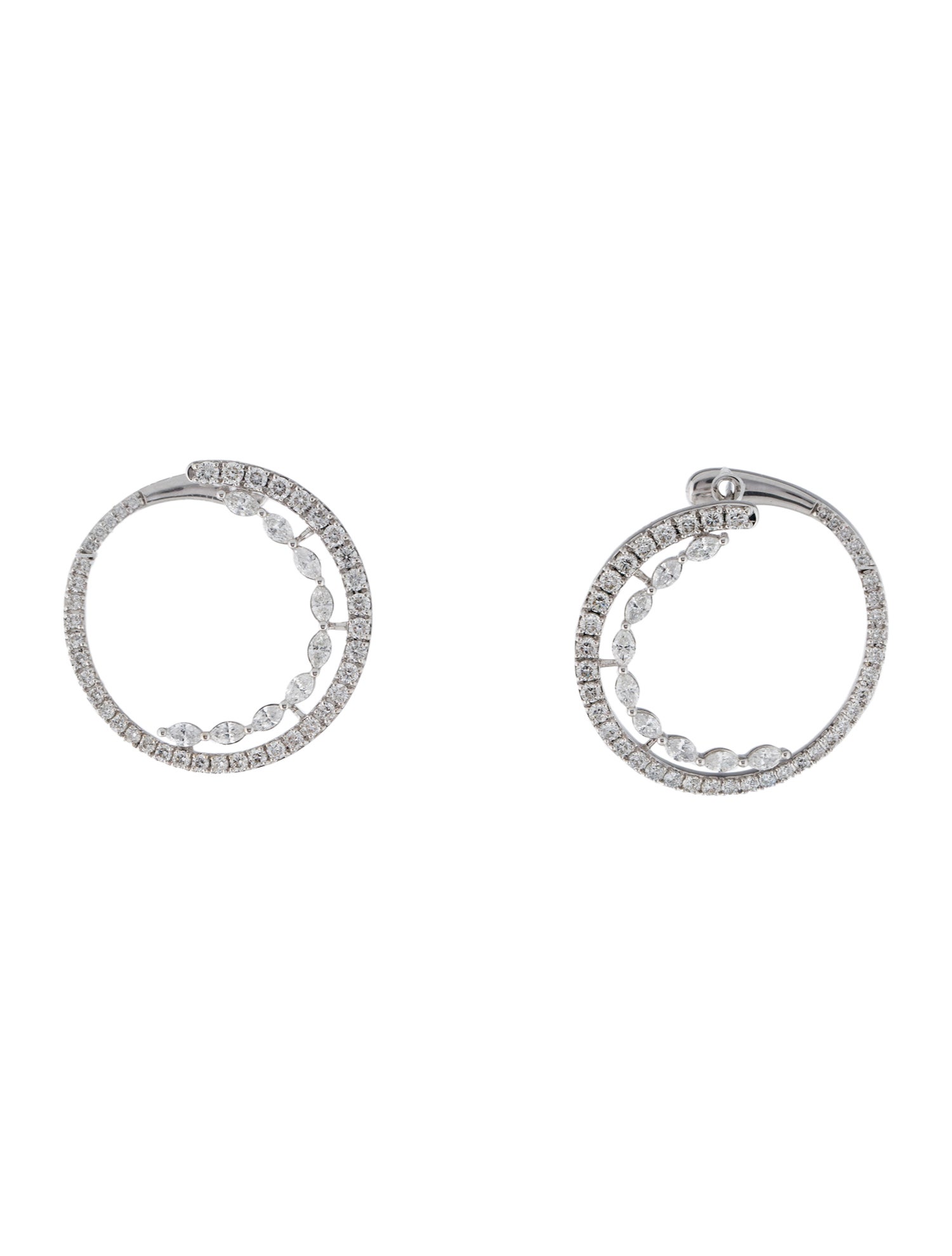 ILAARA 18K 1.96ctw Diamond Graduated Hoop Earrings