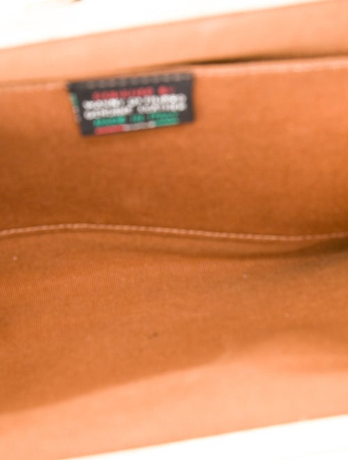 Il Bisonte Leather Clutch