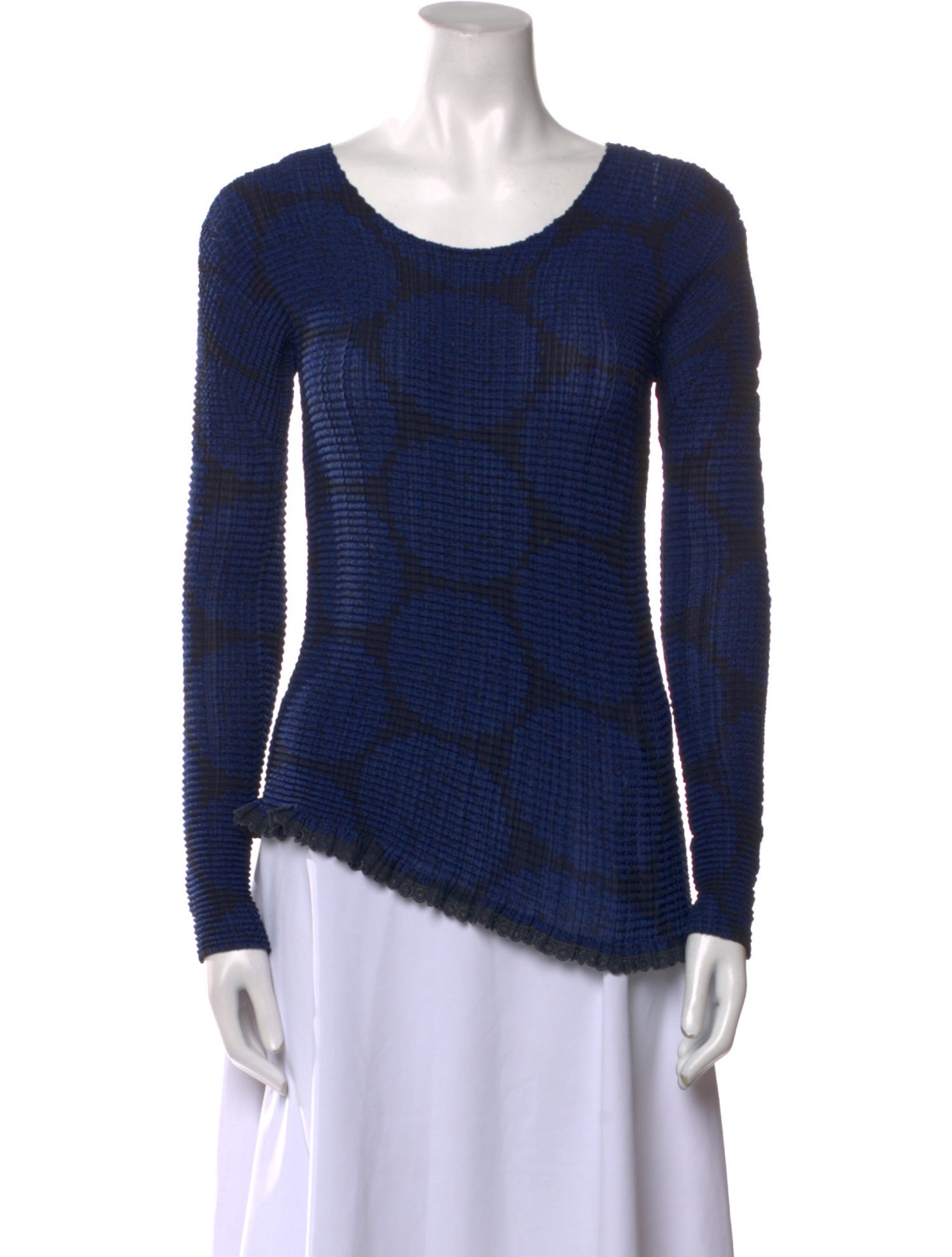 Issey Miyake Fete Printed Scoop Neck Blouse