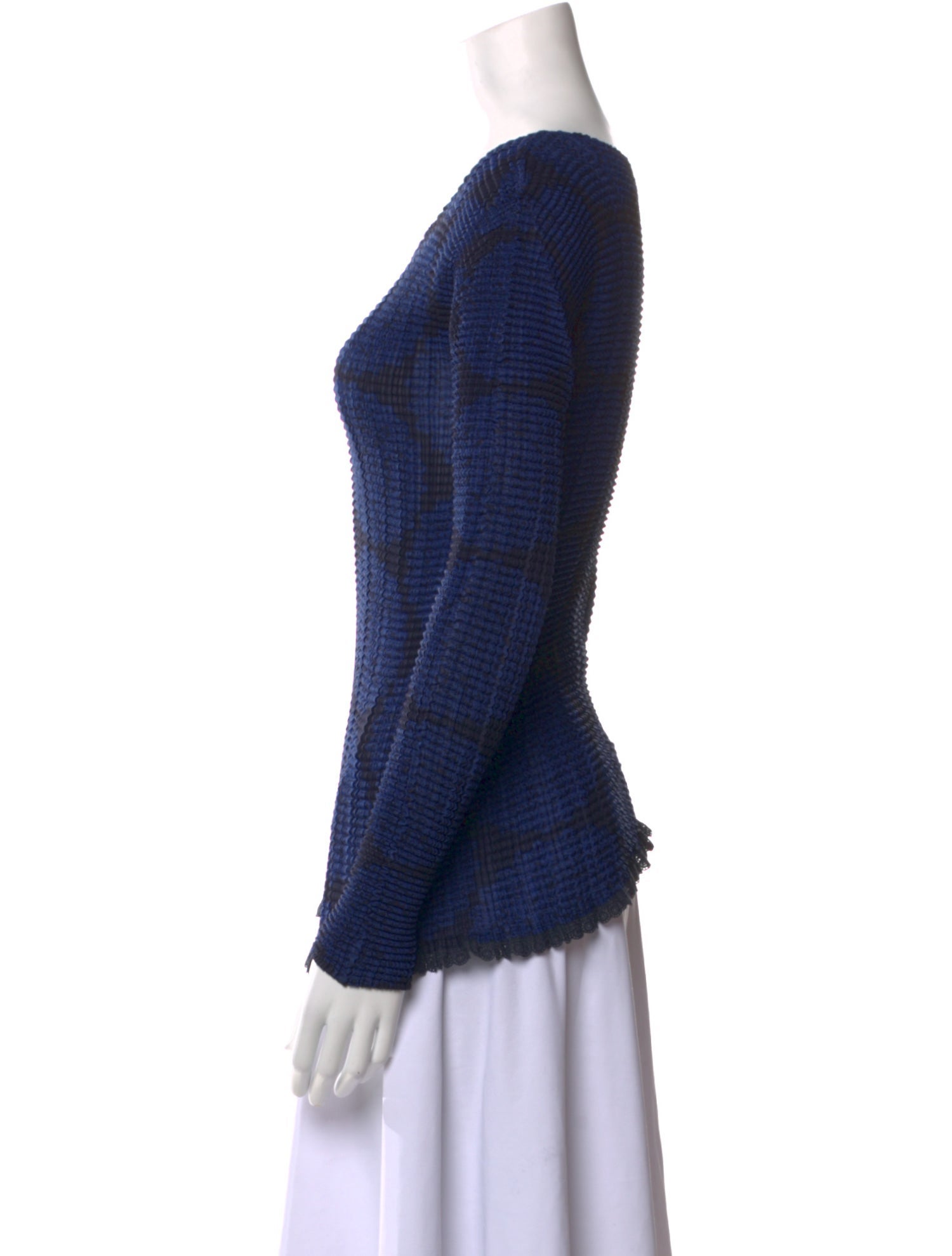 Issey Miyake Fete Printed Scoop Neck Blouse