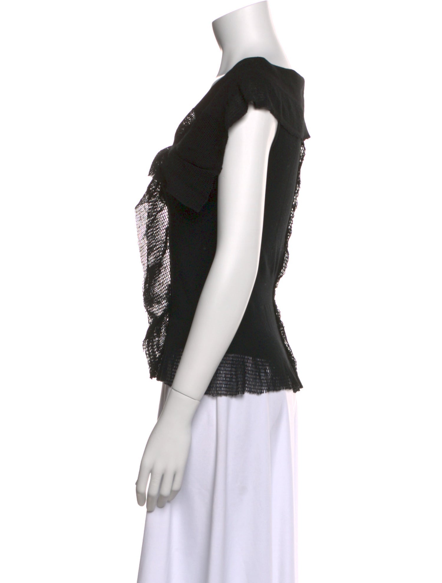 Issey Miyake Fete V-Neck Short Sleeve Top