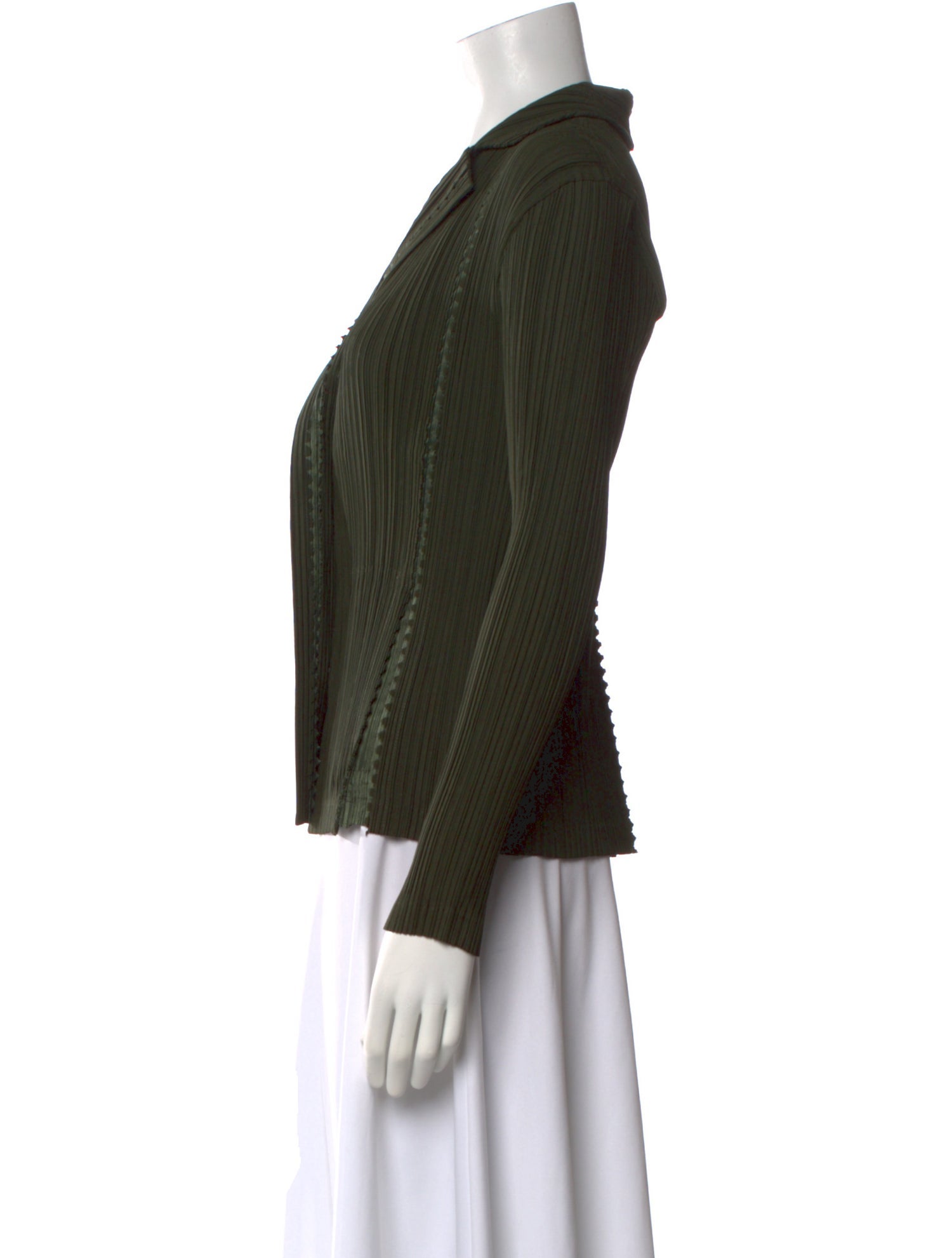 B*H様 【美品】ISSEY MIYAKE FETE プリーツ長袖 トップス Issey Miyake Fete Tops for Women | The RealReal