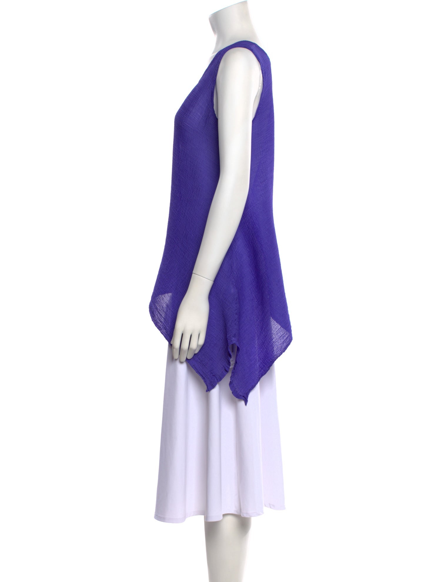 Issey Miyake Cauliflower Scoop Neck Sleeveless Top