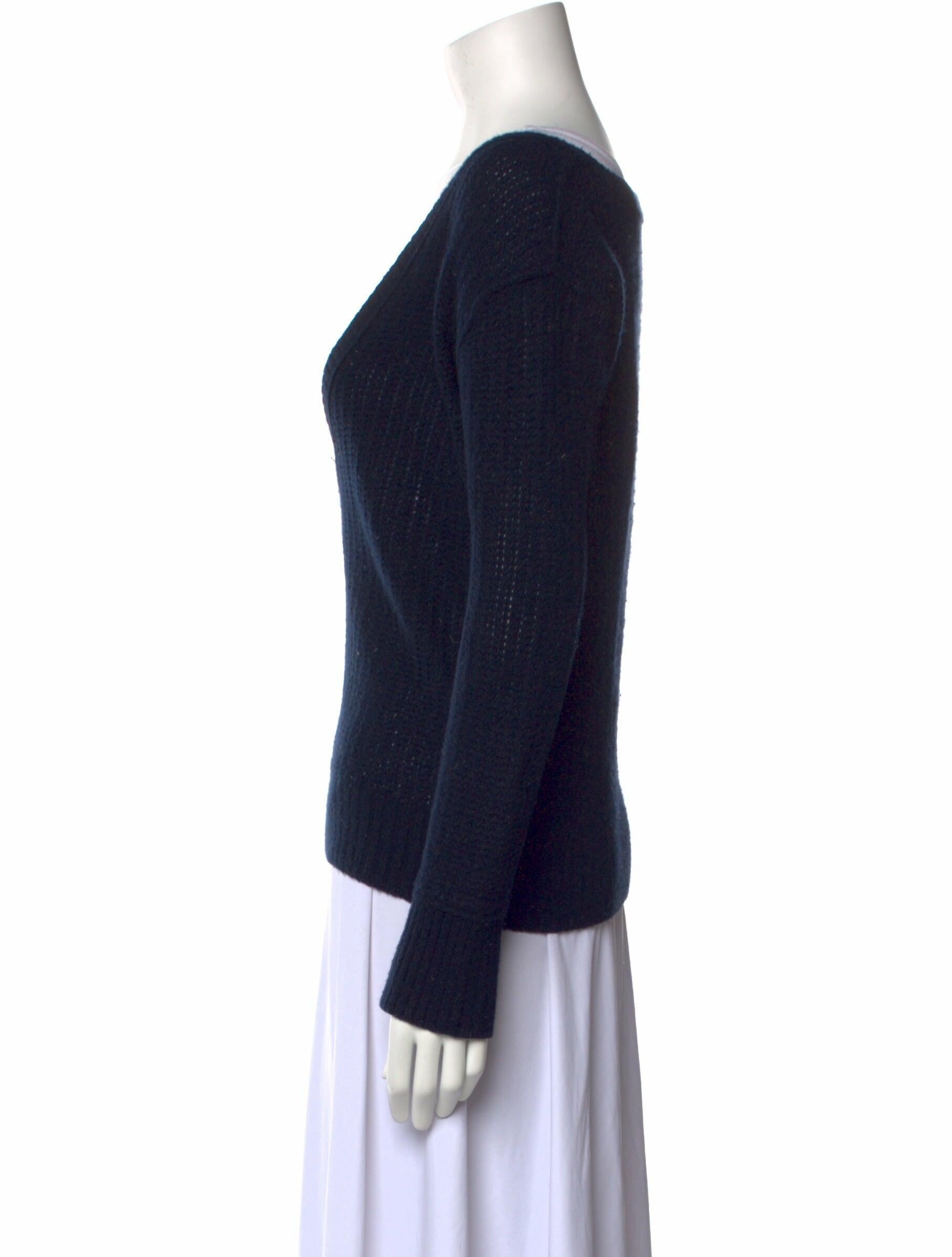 Inhabit Cashmere V-Neck Sweater