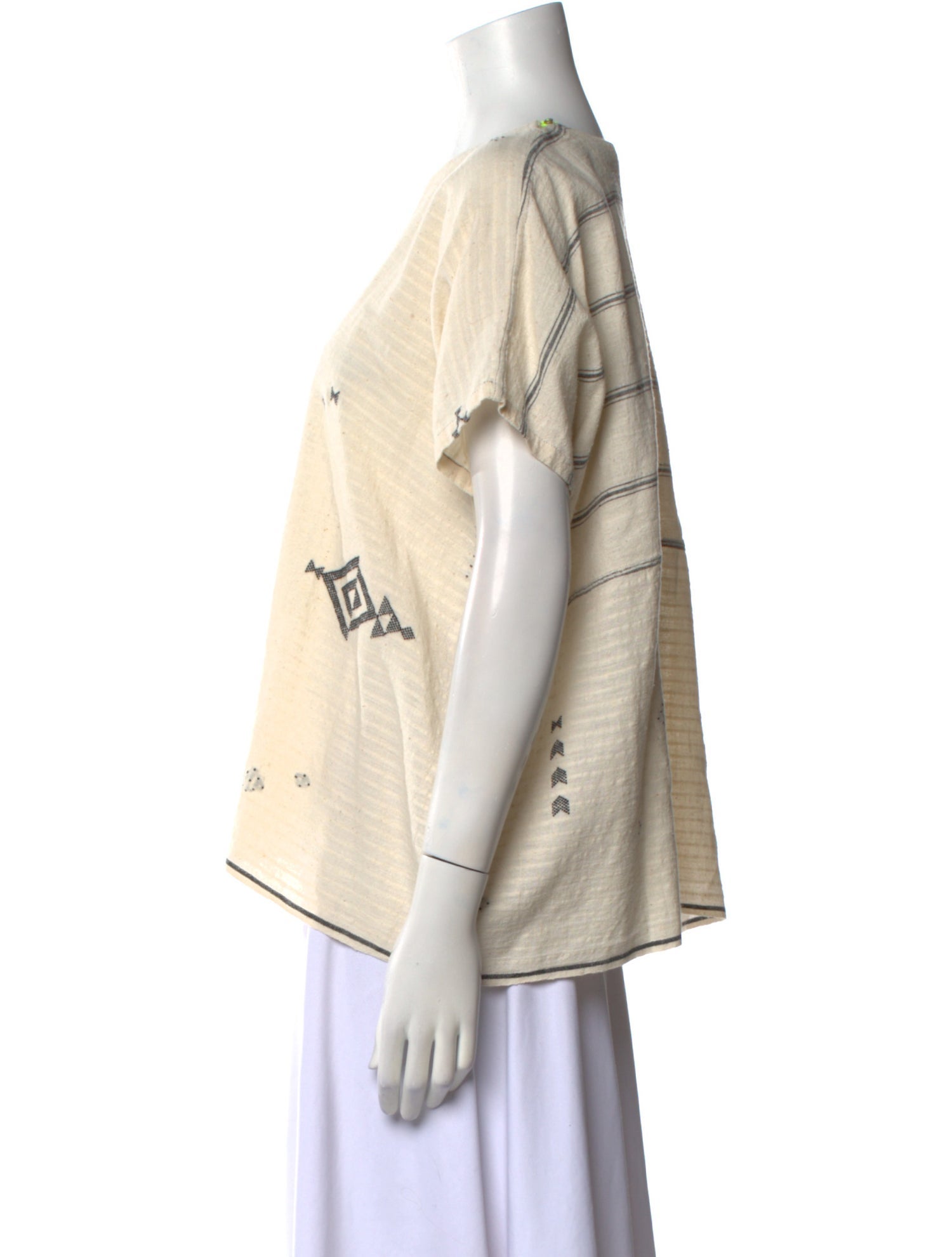 Injiri Graphic Print Crew Neck T-Shirt