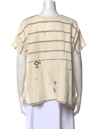 Injiri Graphic Print Crew Neck T-Shirt