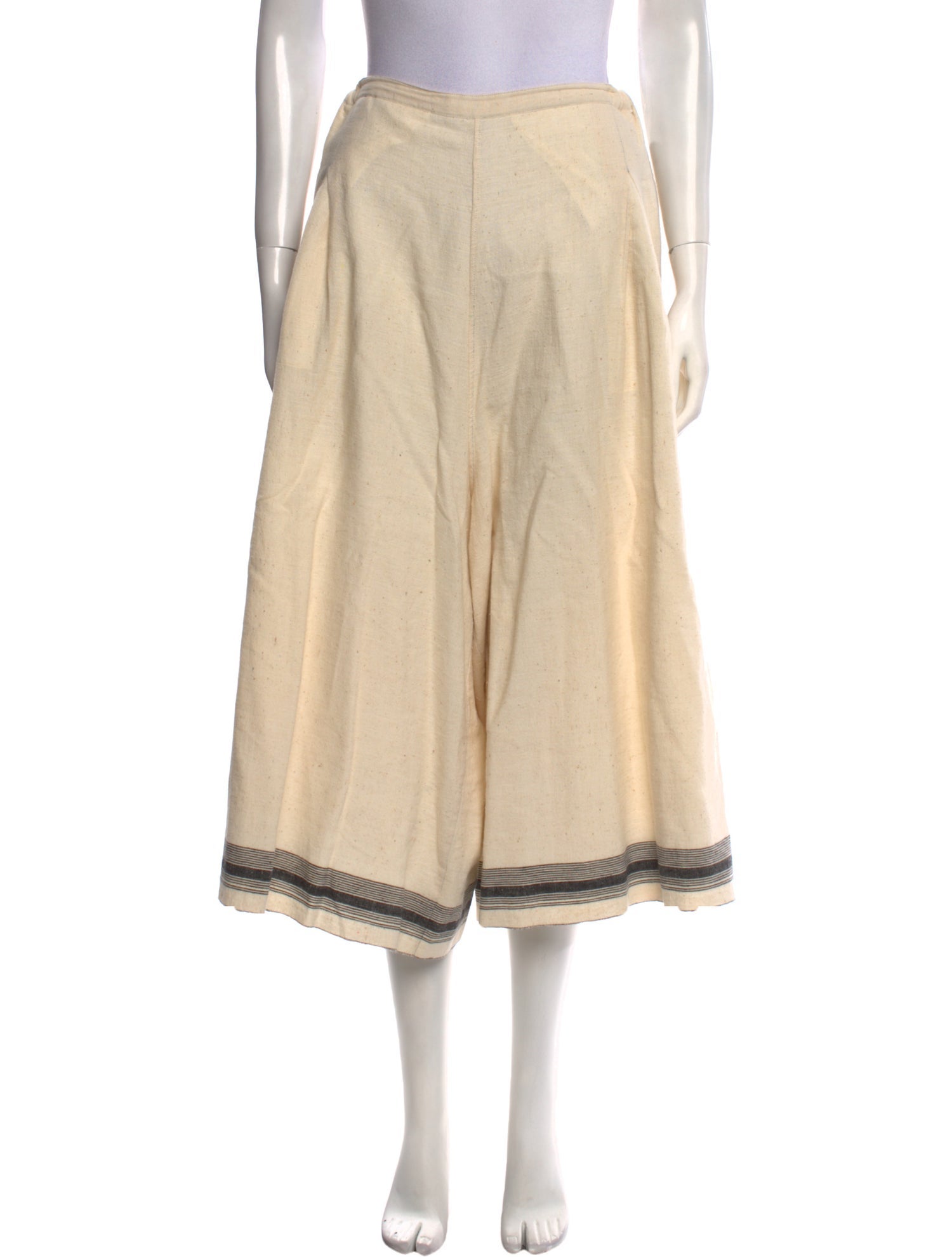 Injiri Wide Leg Pants