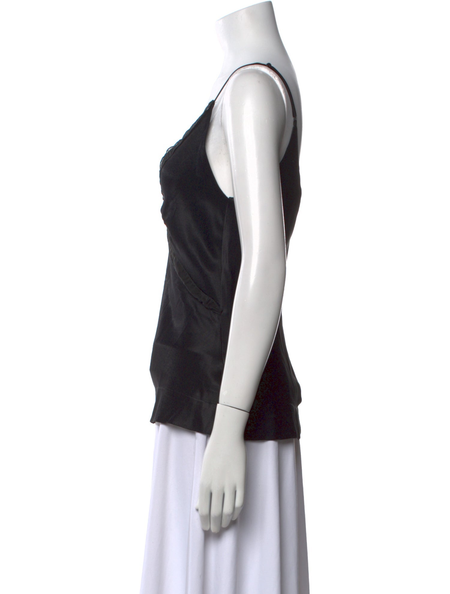 InShade V-Neck Sleeveless Top w/ Tags