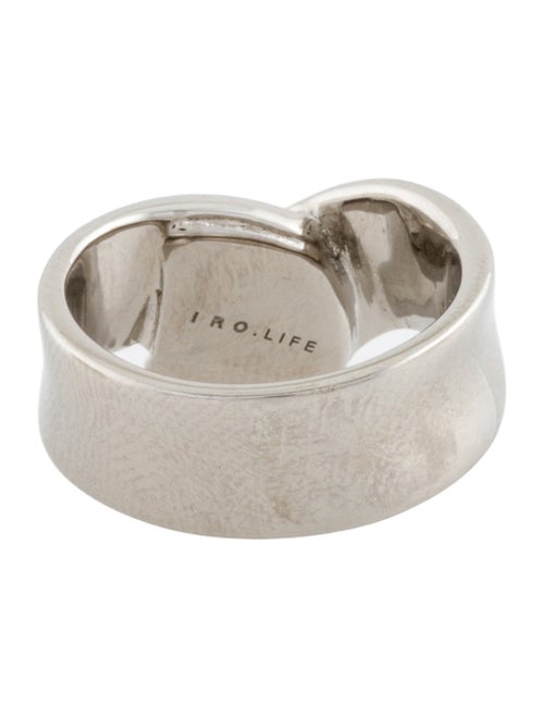 Iro Band Ring
