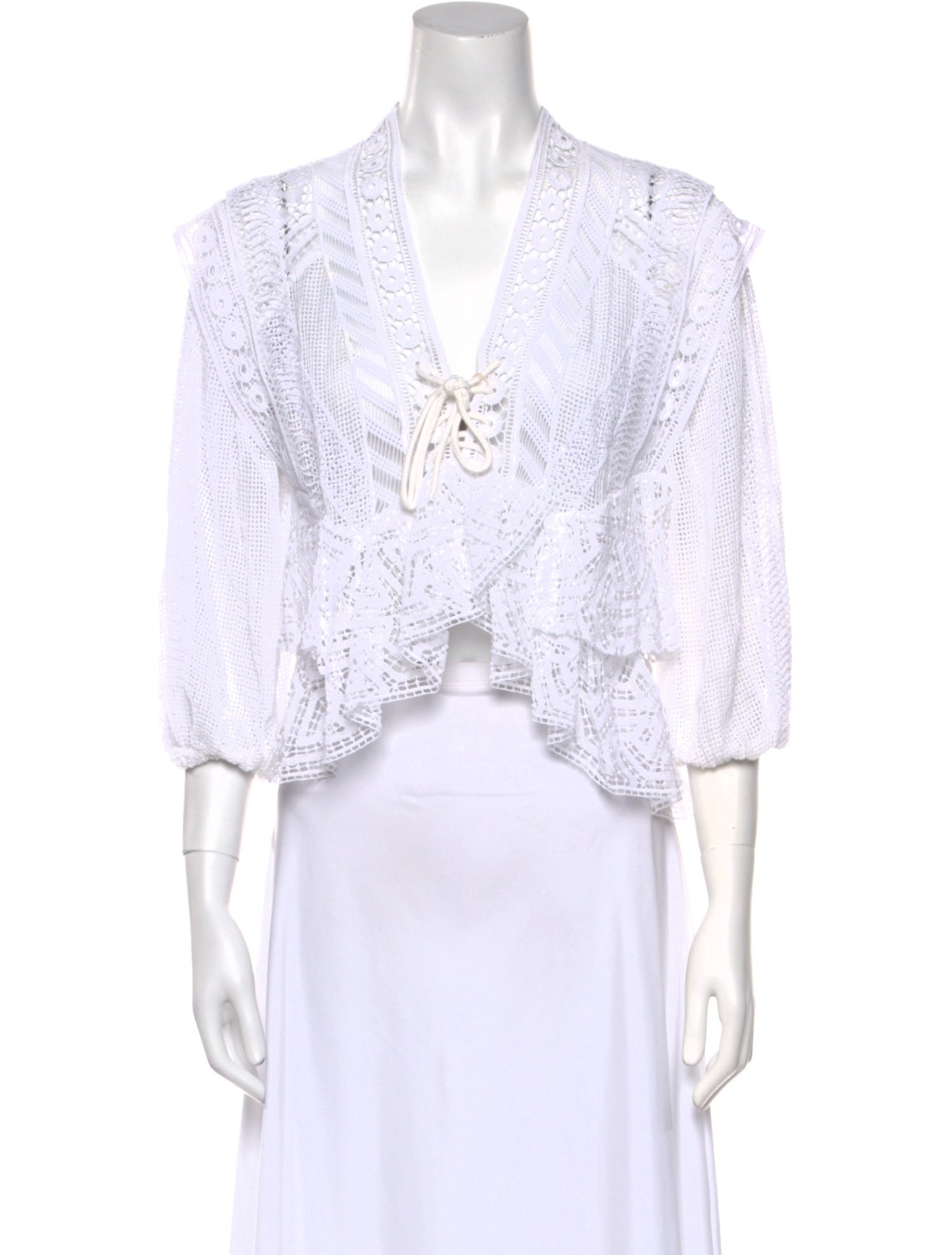 Iro Lace Pattern V-Neck Crop Top