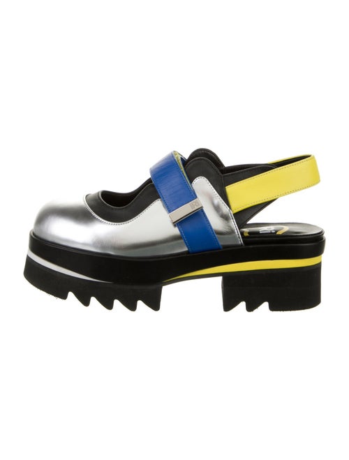 iRi Leather Colorblock Pattern Slingback Sandals