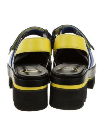 iRi Leather Colorblock Pattern Slingback Sandals