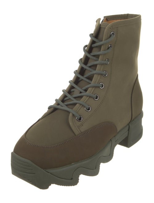 iRi Nubuck Combat Boots
