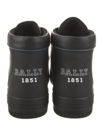 iRi Neoprene Sneakers