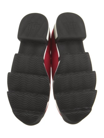 iRi Neoprene Sneakers