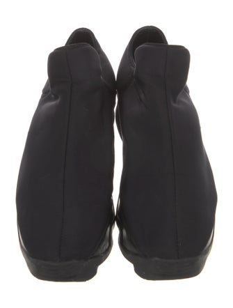 iRi Neoprene Sneakers