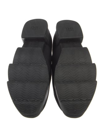 iRi Neoprene Sneakers