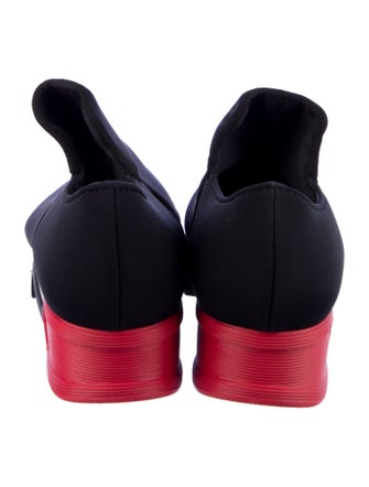 iRi Neoprene Athletic Sneakers