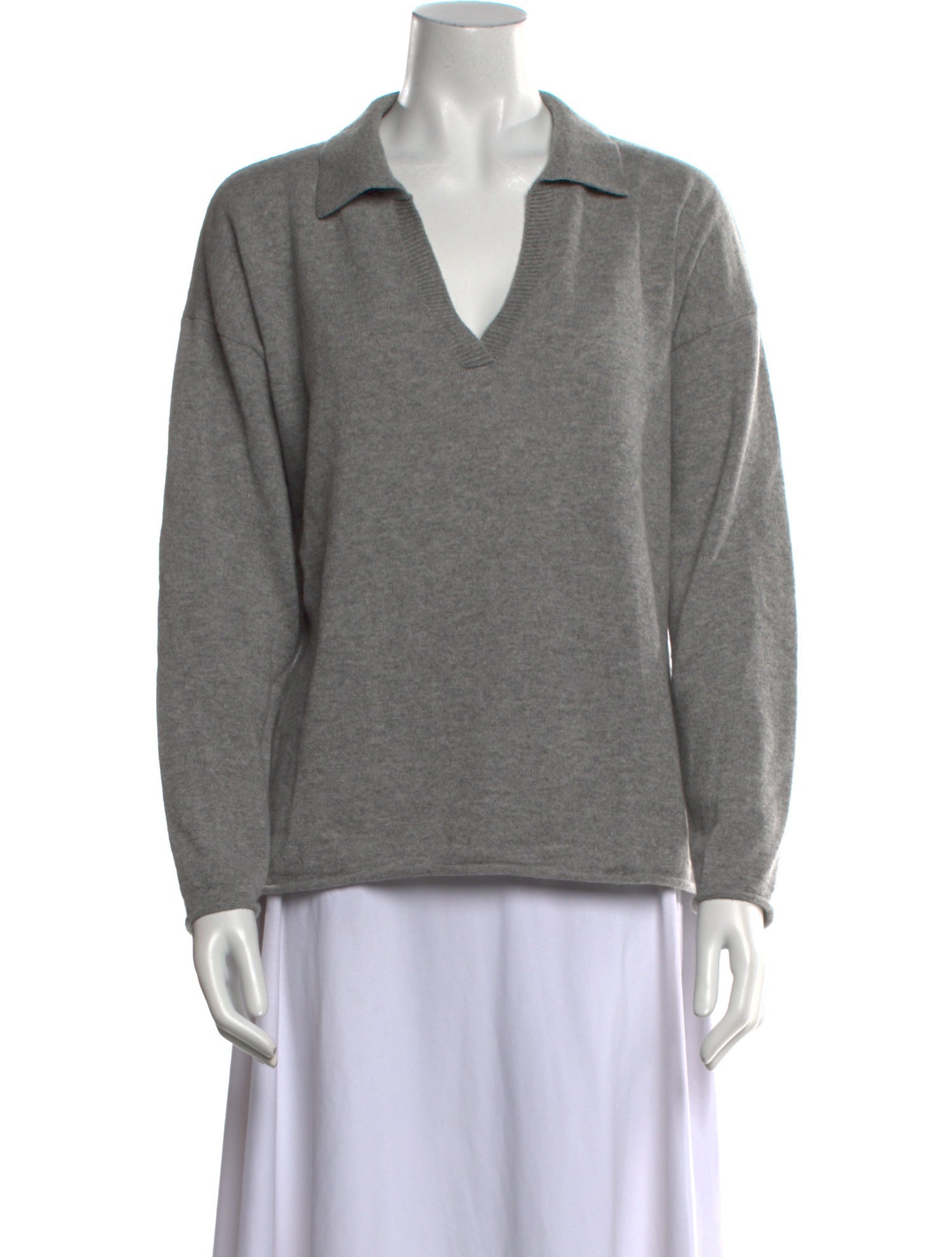 Iris & Ink Cashmere V-Neck Sweater